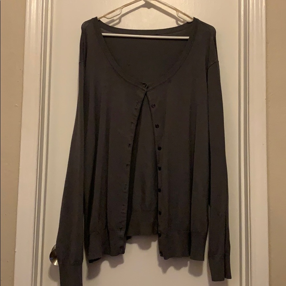 Grey cardigan